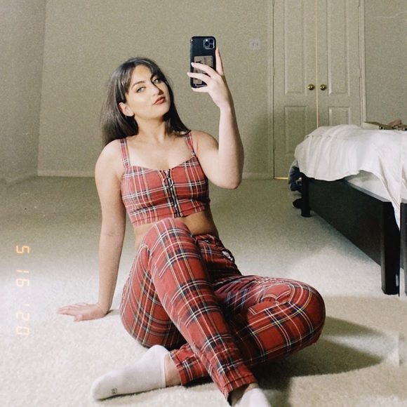 Red plaid two piece set - Picture 1 of 6